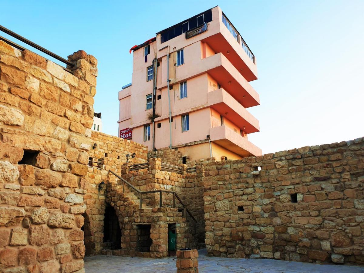 Orient Gate Hotel Wadi Musa Exterior photo